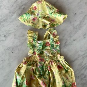 Gap sun suit and sun hat